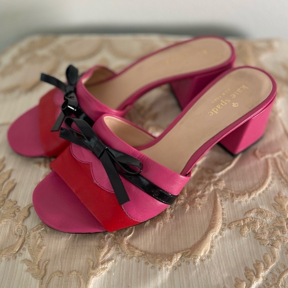 Kate Spade SZ 7.5 Pink + Red Women's Sandals | Block Heel | Black Bow | Vintage - Picture 2 of 5